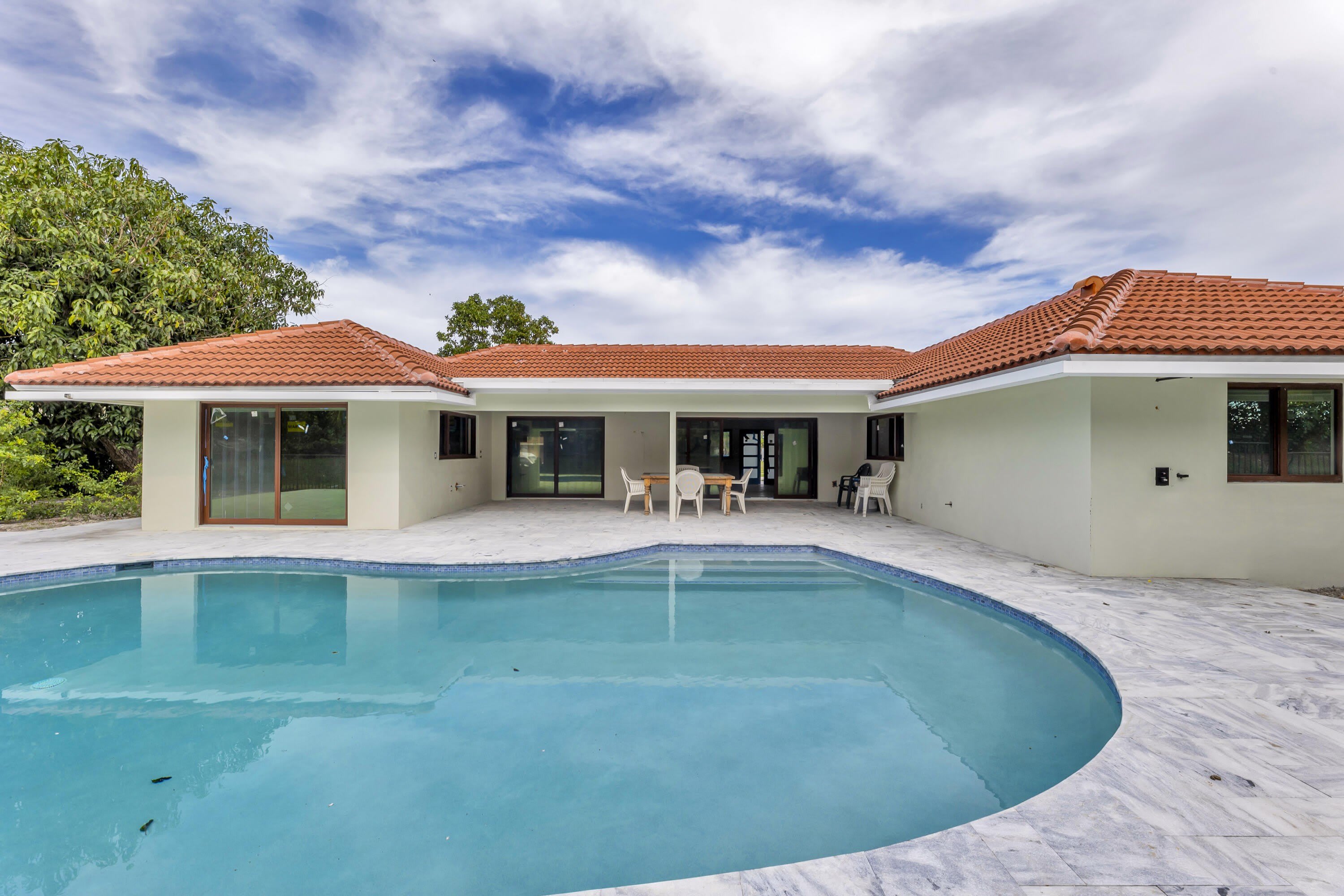 5924 Pinebrook Drive – photo 4