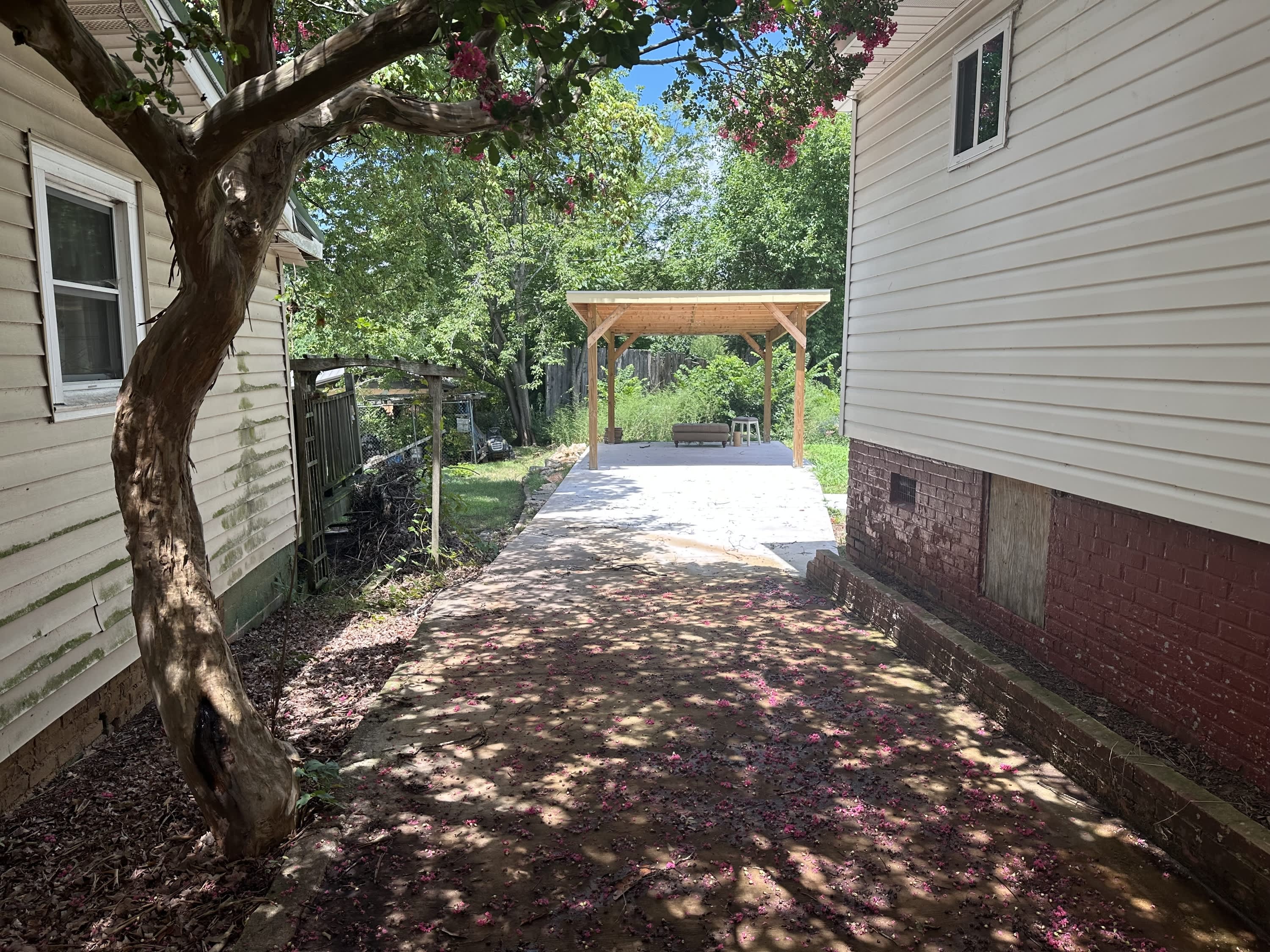 206 Martin Luther King Junior Avenue North – photo 5