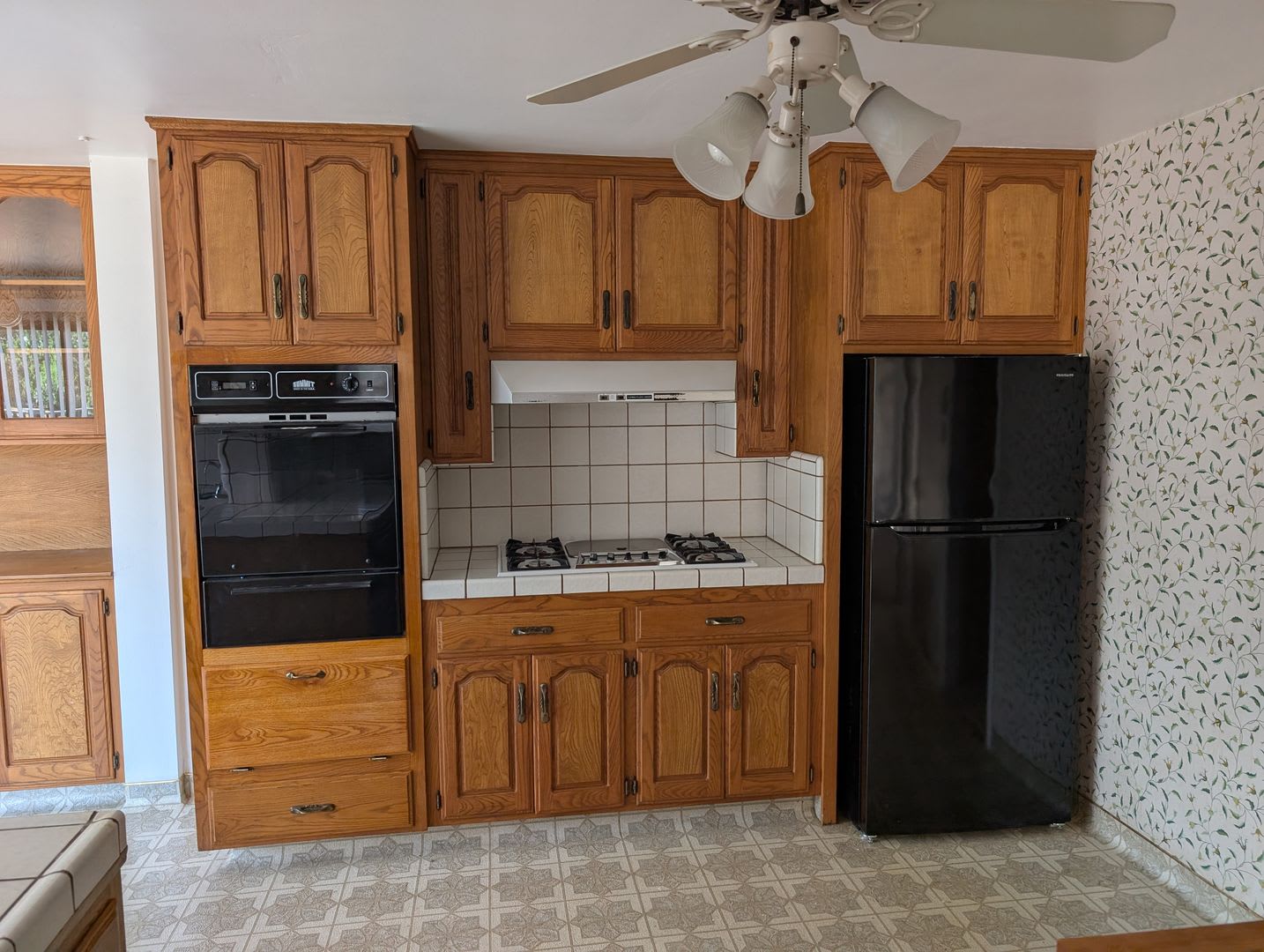 Rural ranch style home with a nice floor plan offering nice amenities. – photo 3