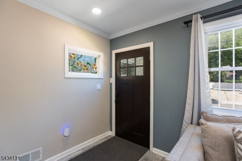 138 Jerome Pl – photo 3