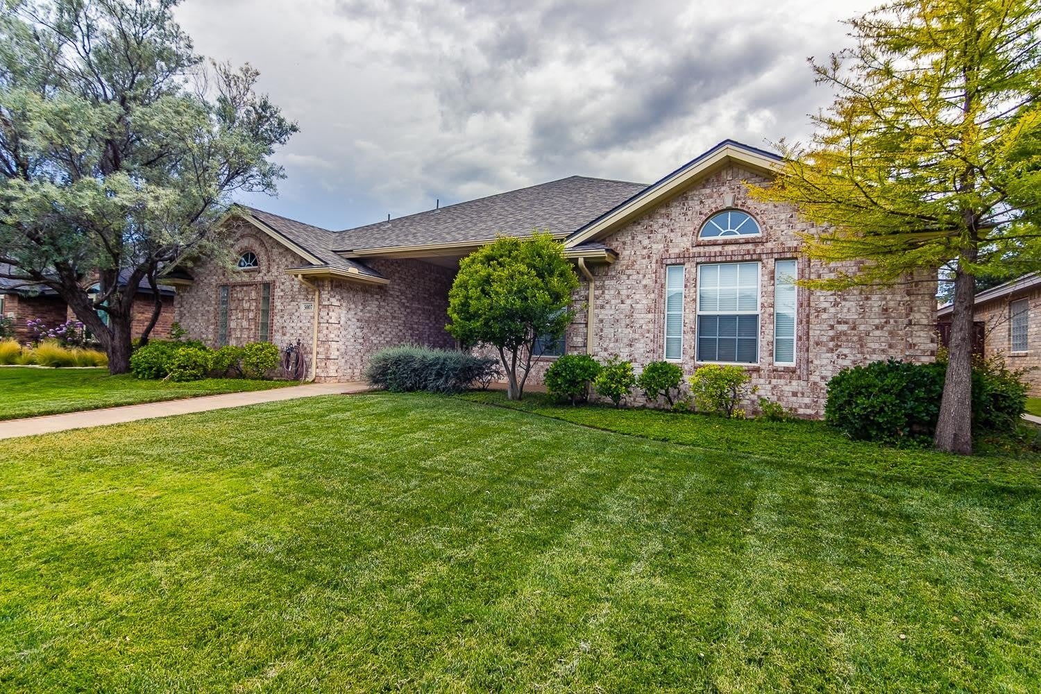 5007 104th Street – photo 1