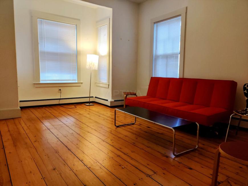 106 Pleasant St. – photo 5