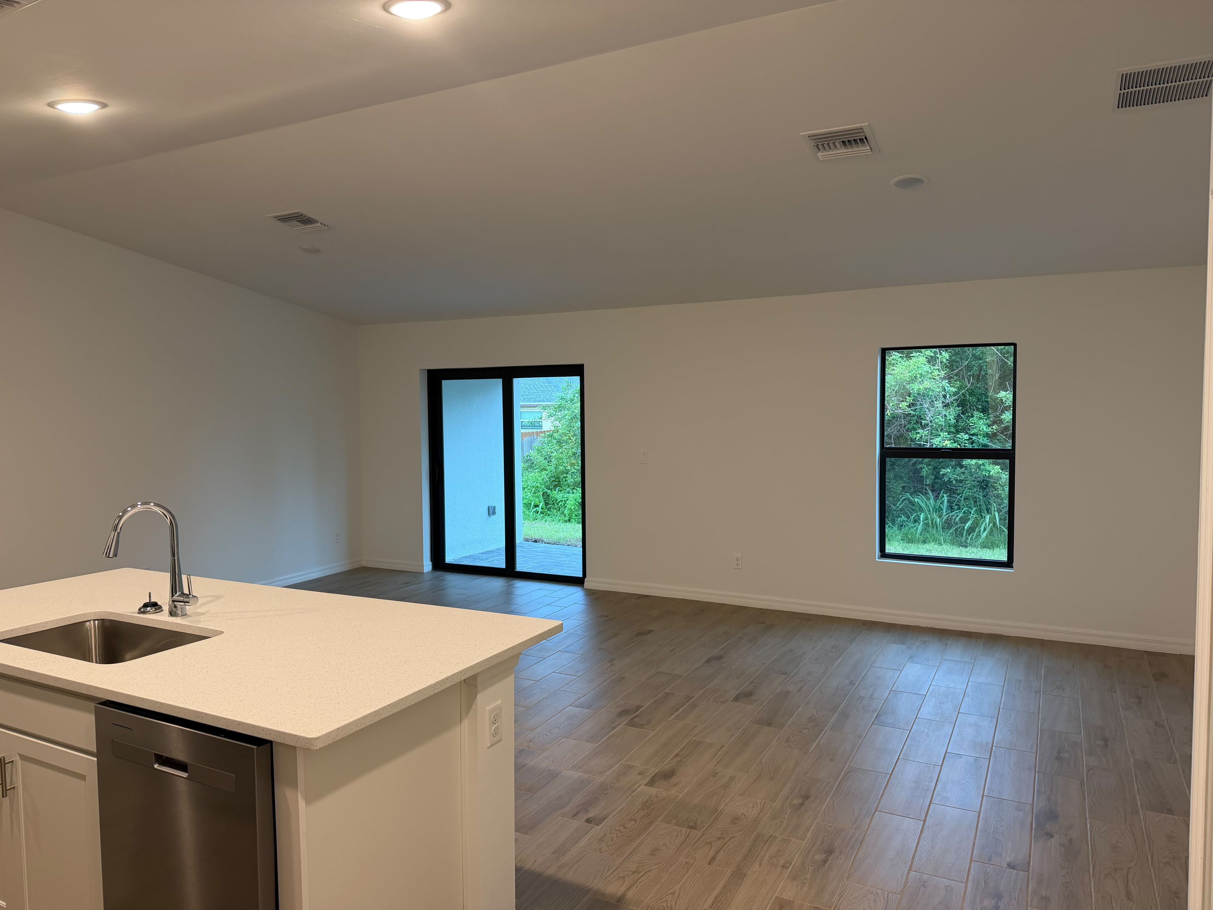 2284 Cannolot Boulevard – photo 5