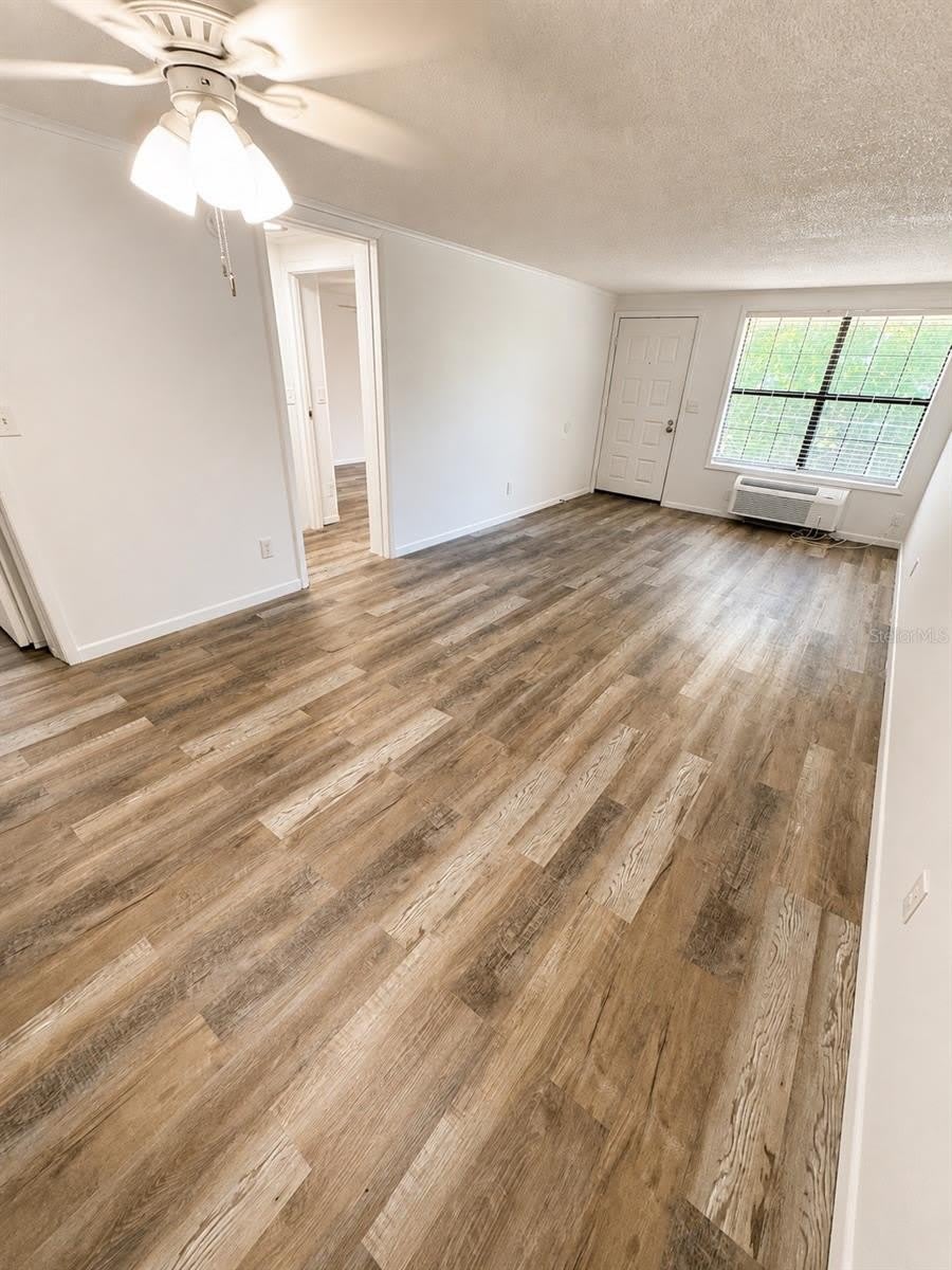 420-420 MILLS Street – photo 3