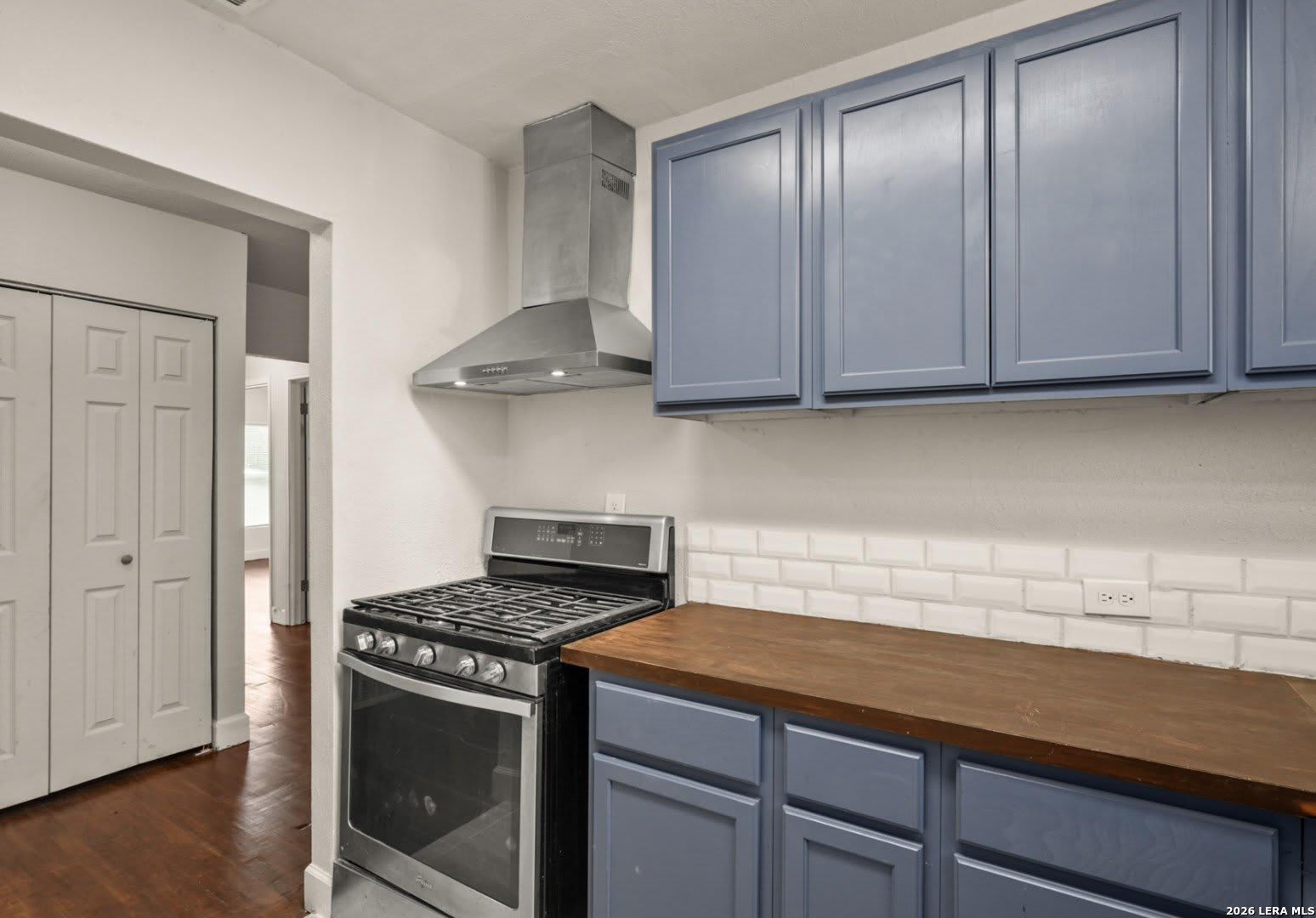2303 Burnet – photo 5