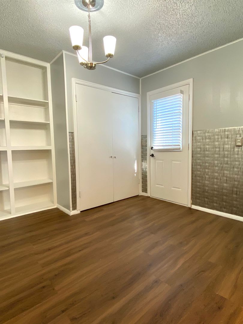 Cute 3 bed 2 bath in the hear of Edmond!! – photo 4