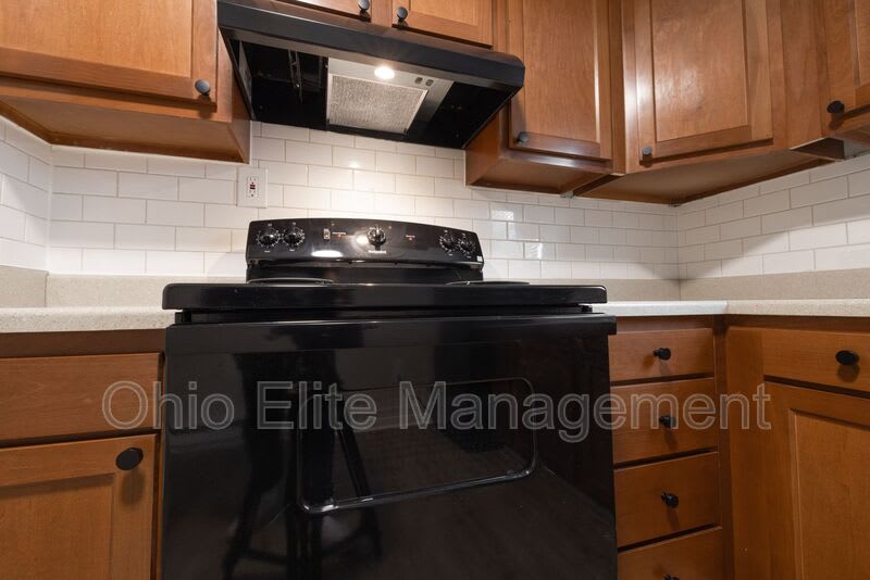 3090 Grasmere Ave – photo 3