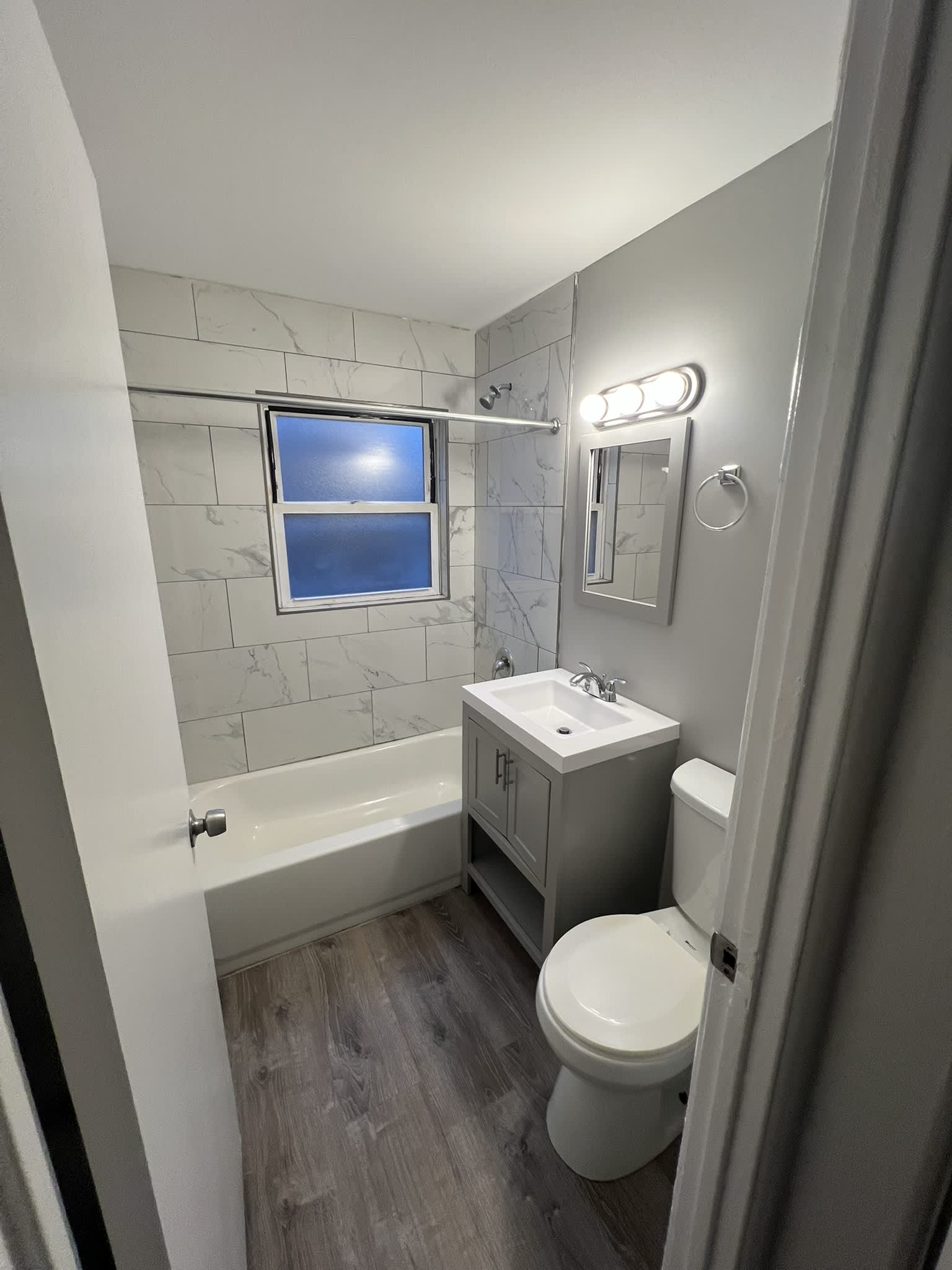 2113 W 119th St – photo 3