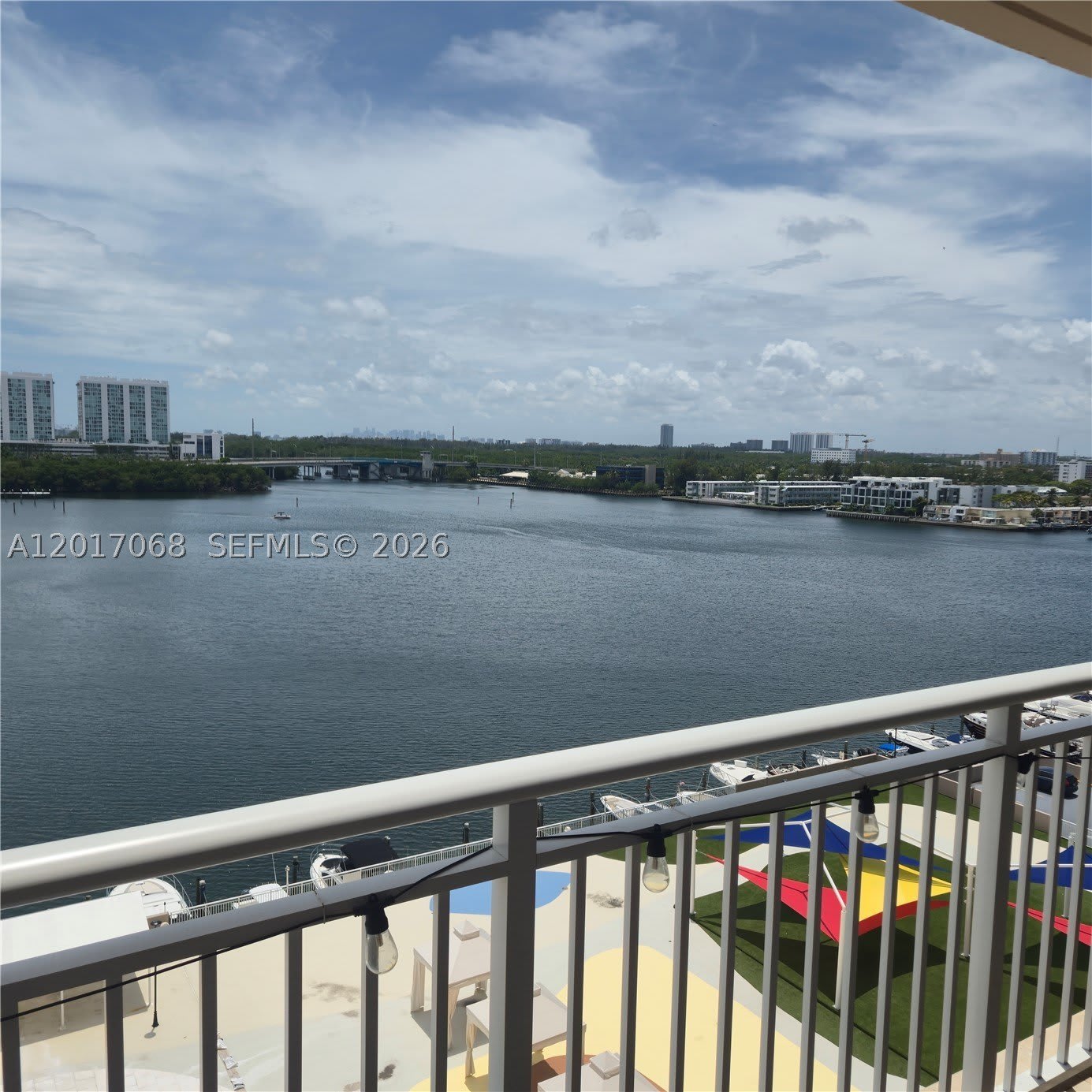 250 SE 174th St – photo 1