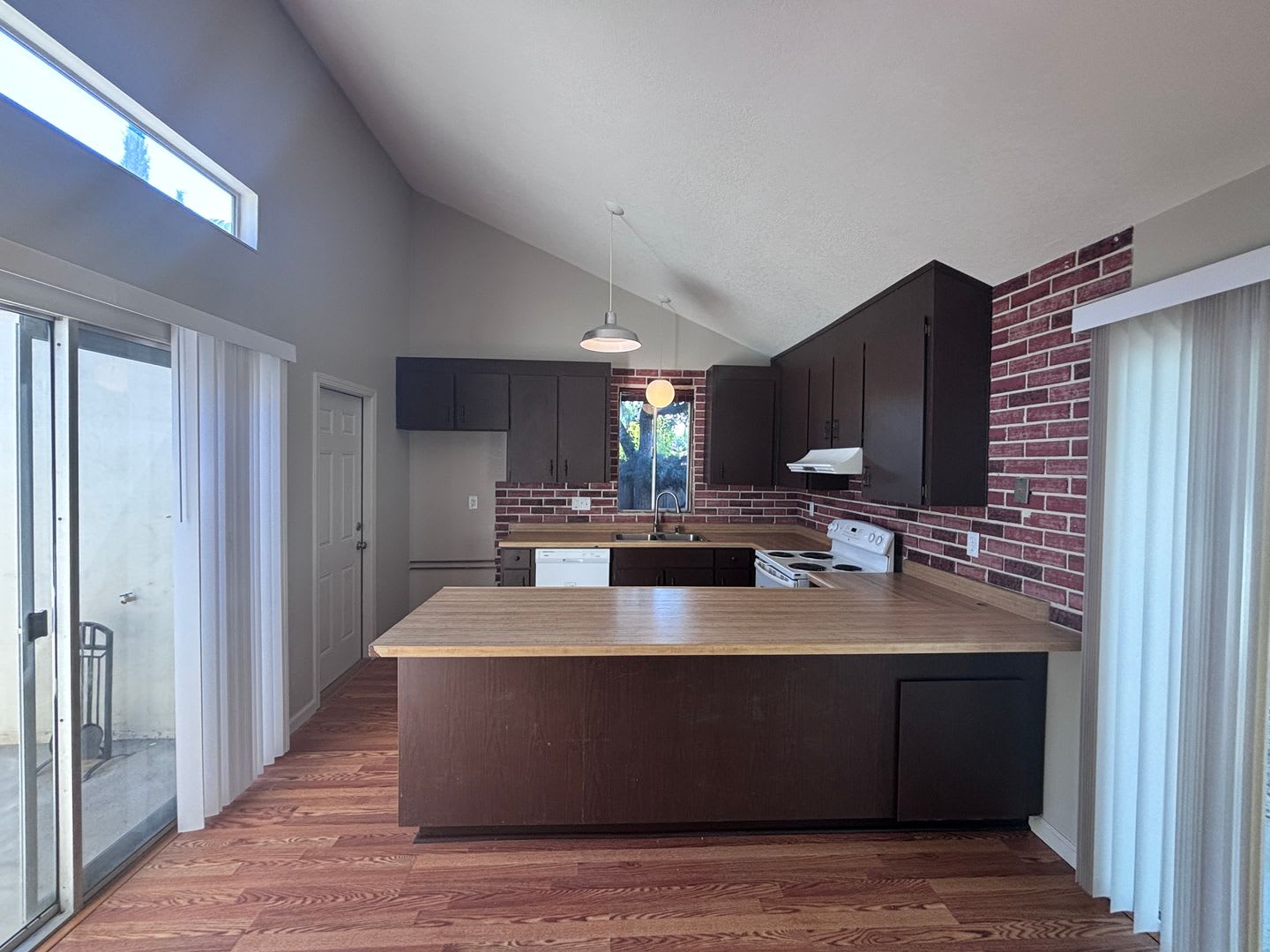 Blossom Valley- well maintained single-family home,3 beds, extra den and 2 baths – photo 2