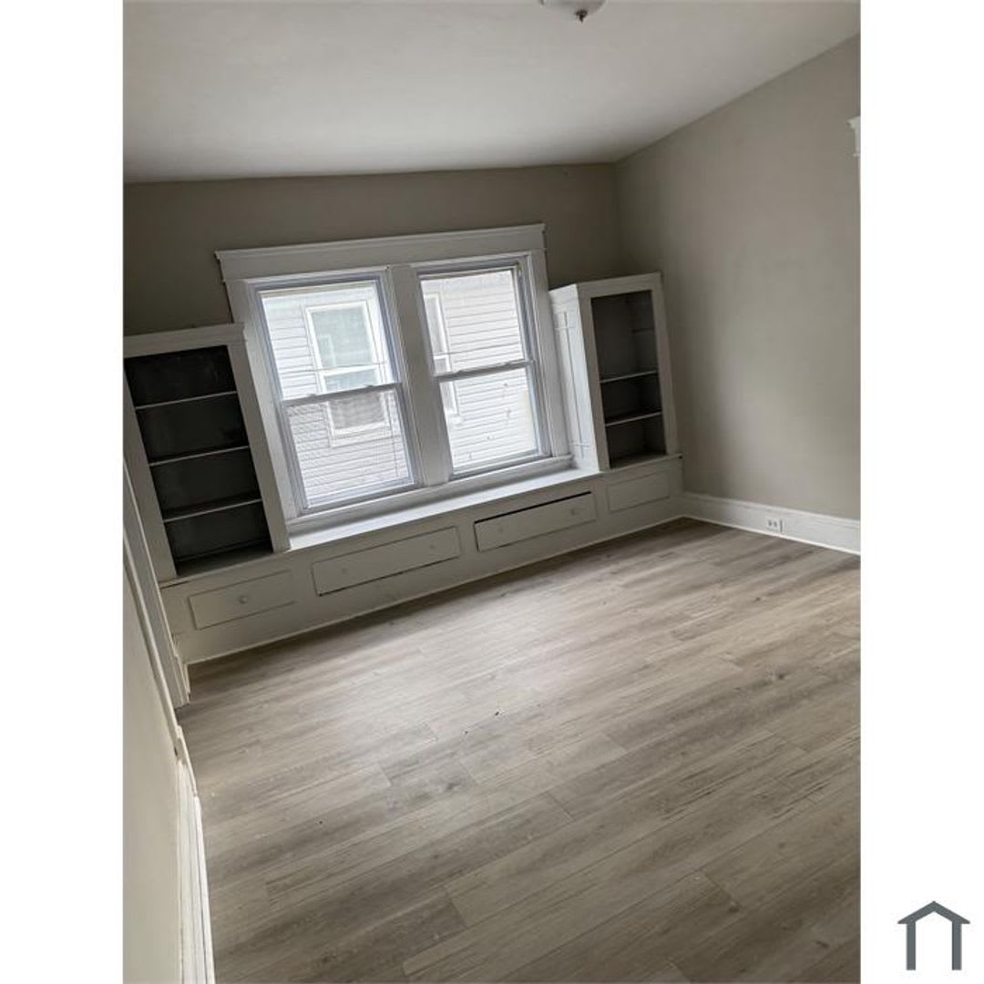 11903 Fairport Ave – photo 5