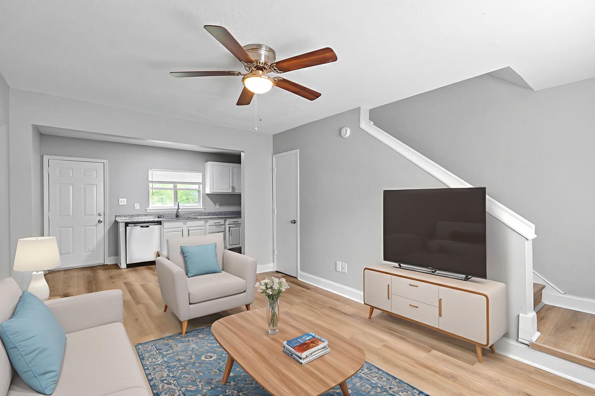 Bellview – photo 1