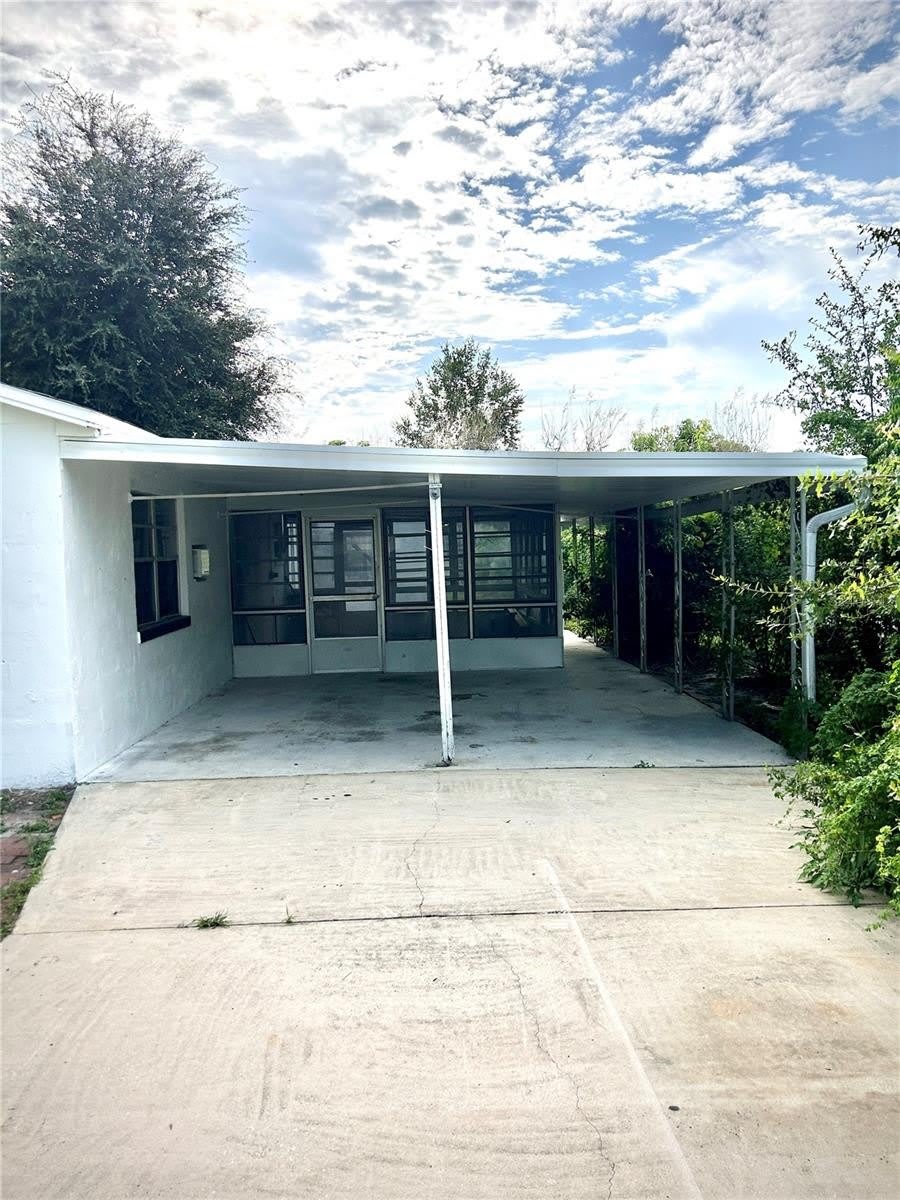 1718 KENTUCKY Avenue – photo 5