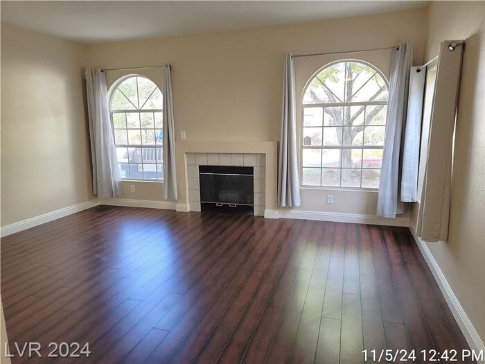 2605 Glen Green Avenue – photo 3