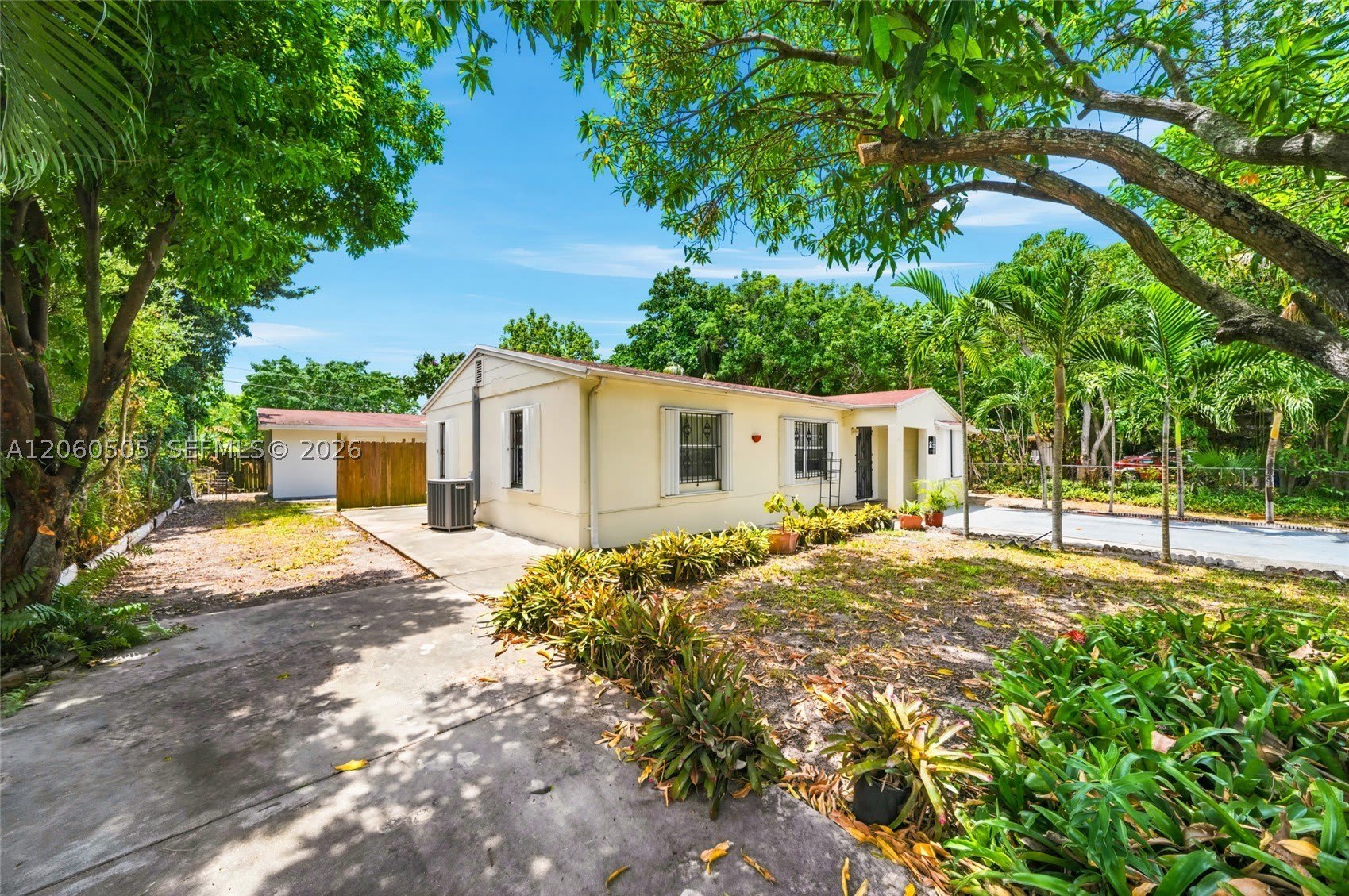 596 NW 109th St – photo 3