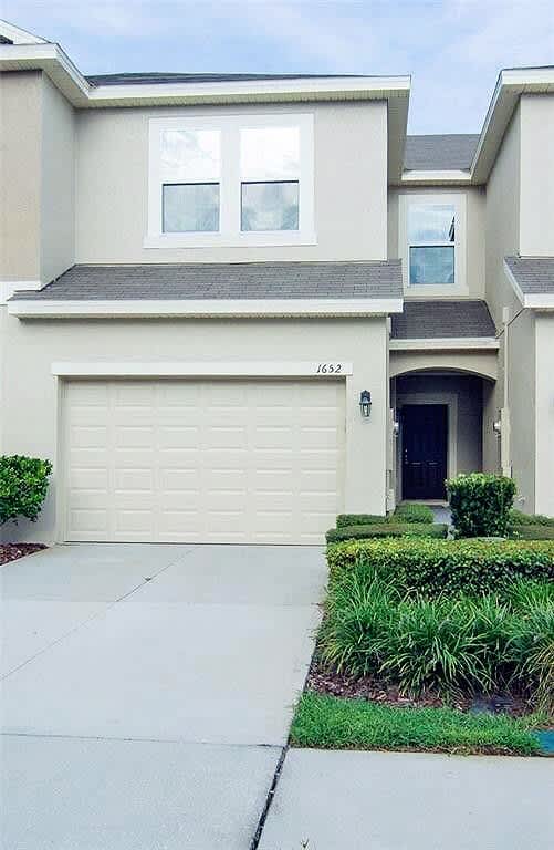 Nice Townhome in the hear of Oviedo! – photo 1