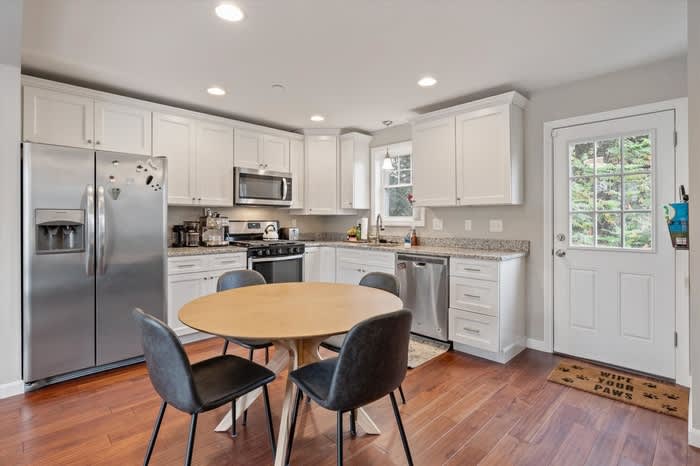 38 Perham Street – photo 2
