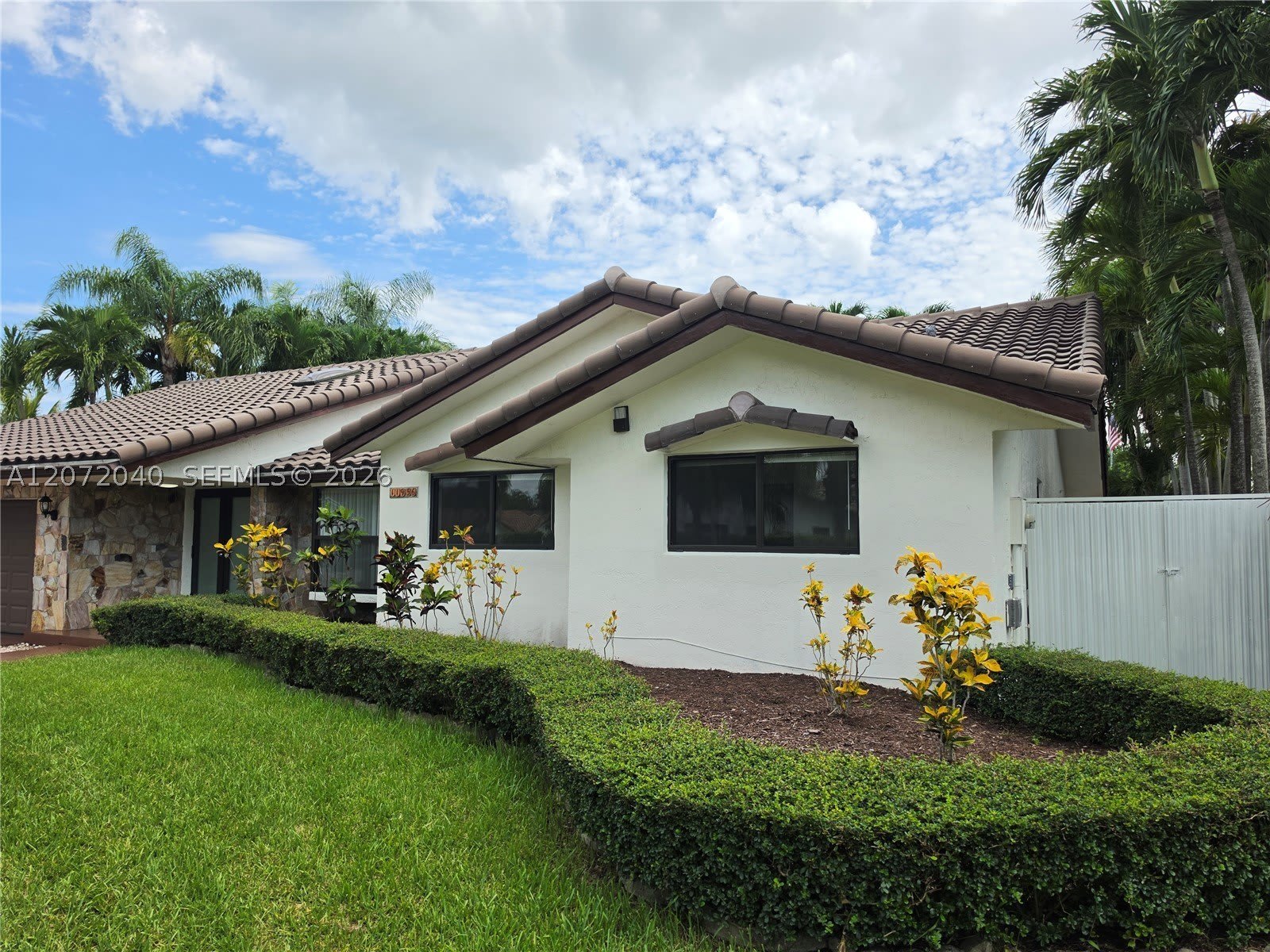 11956 SW 97th St – photo 2