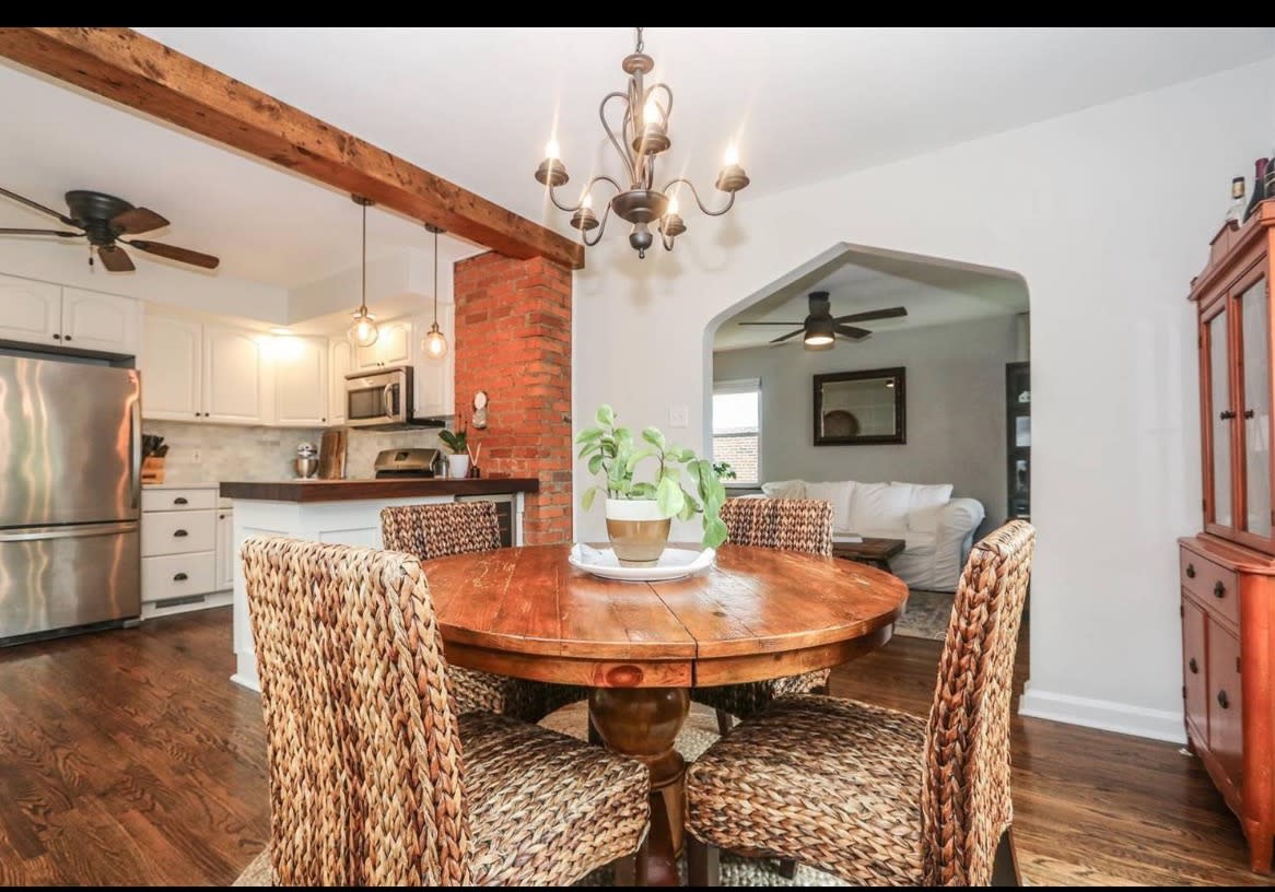 3868 Belmont Street – photo 2