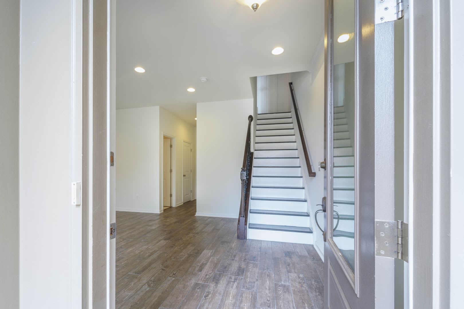 3 bedroom 3 bath townhouse in Brambleton – photo 4