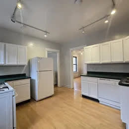 5756 South Kenwood Avenue – photo 5