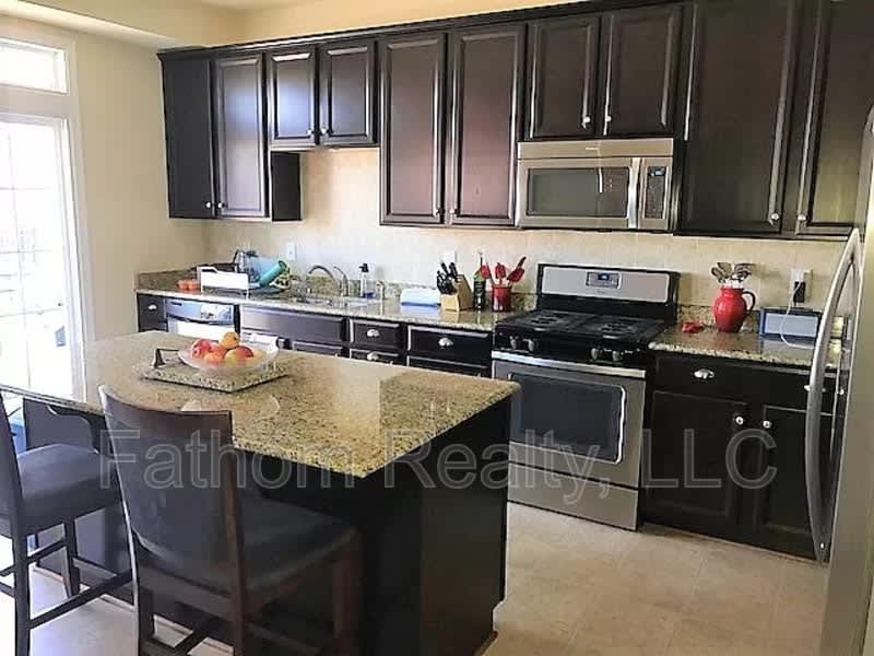 3930 Liesfield Place – photo 3