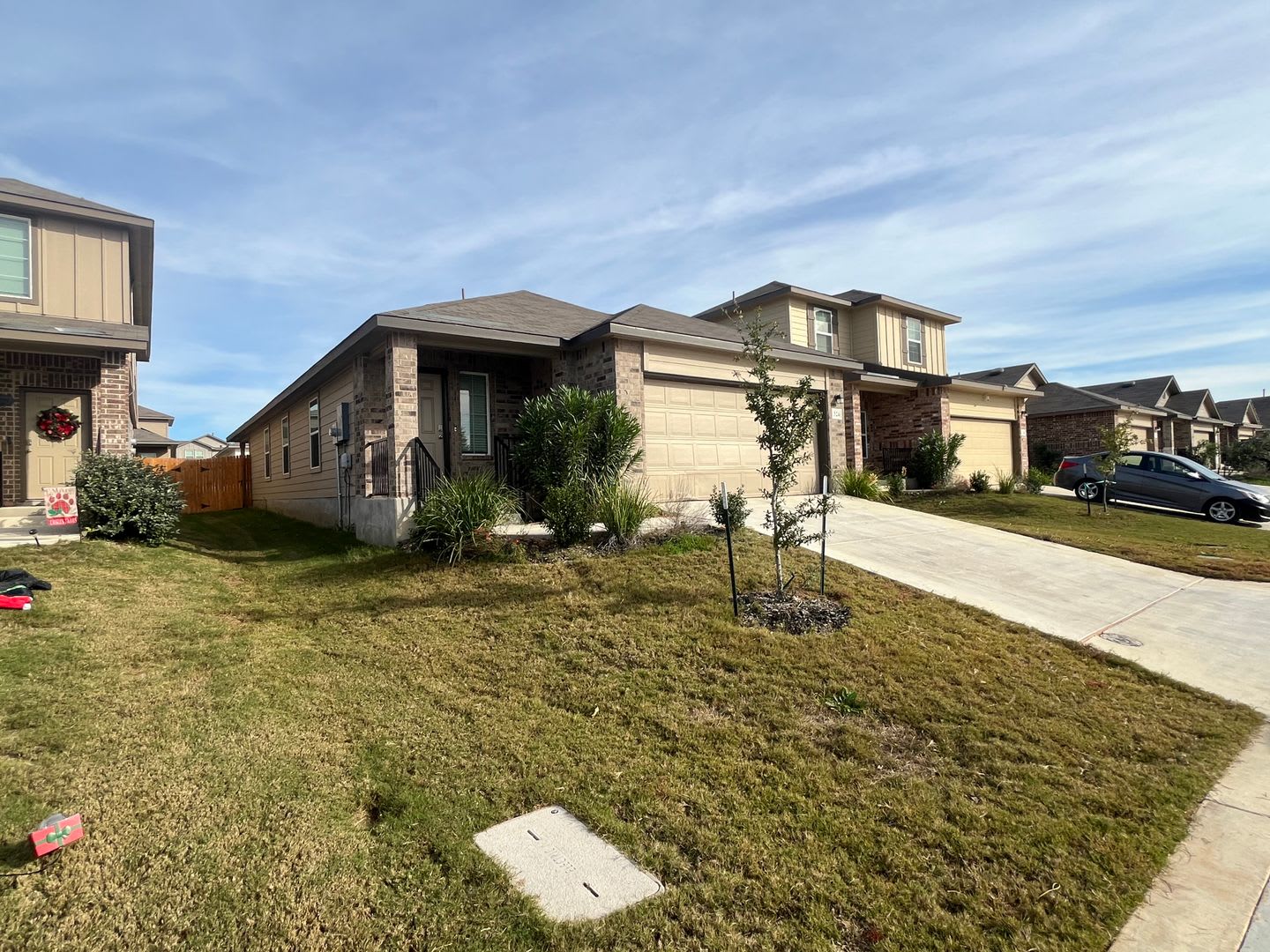 324 Middle Green Loop, Floresville, TX. 78114 – photo 2