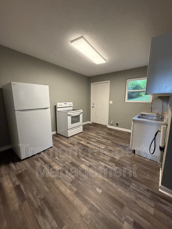 4607 Highland Avenue A – photo 5