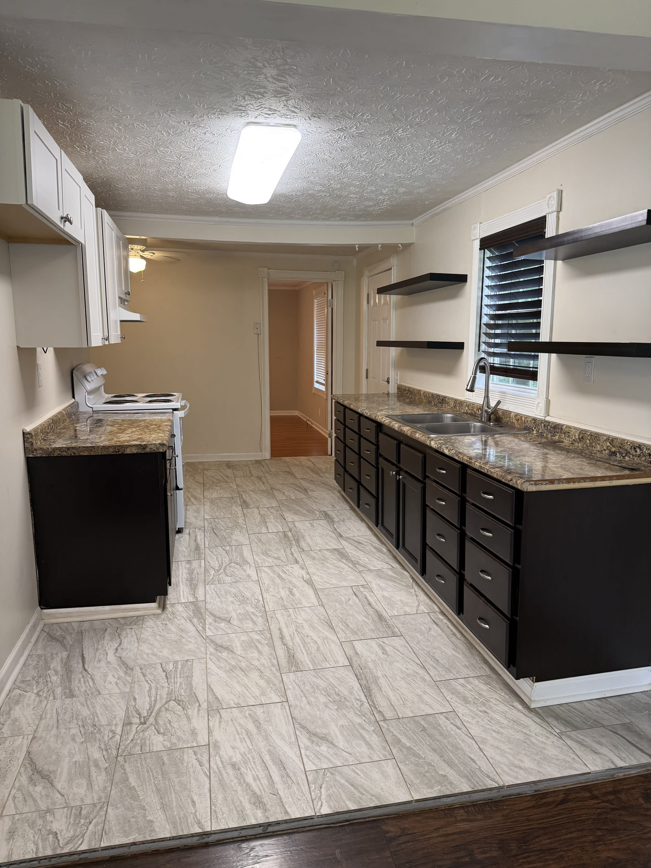 1026 1st Avenue South – photo 3