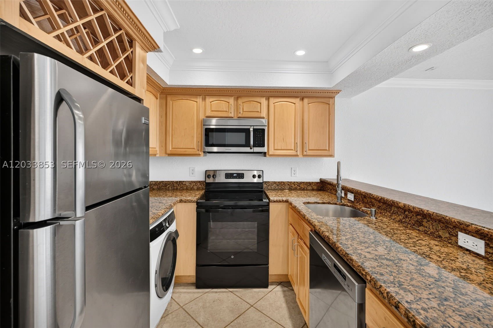 151 NE 16th Ave – photo 5