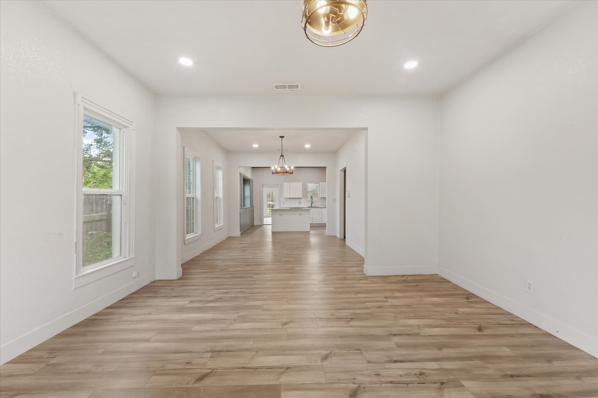 725 S Walnut Street – photo 5
