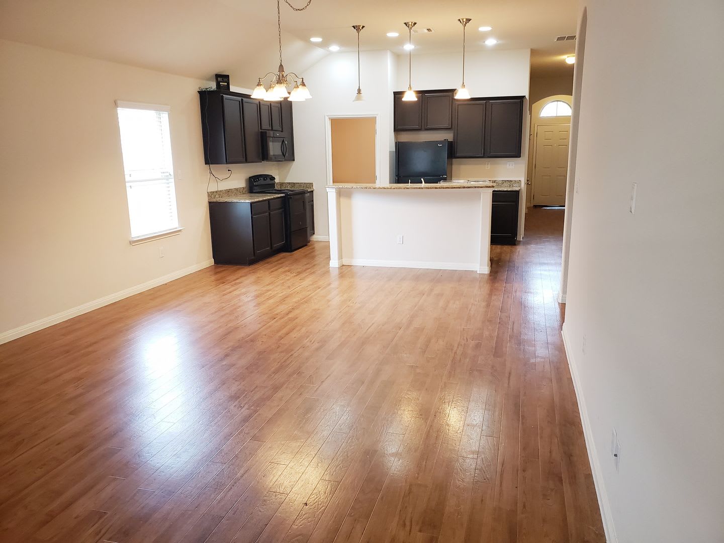 3 BR/2BA – photo 4