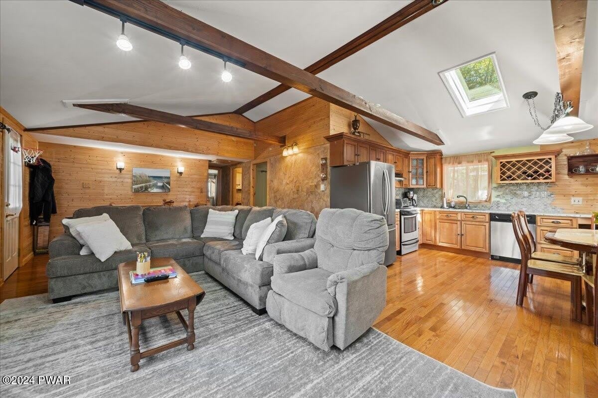 193 Mountain Lake Drive – photo 3