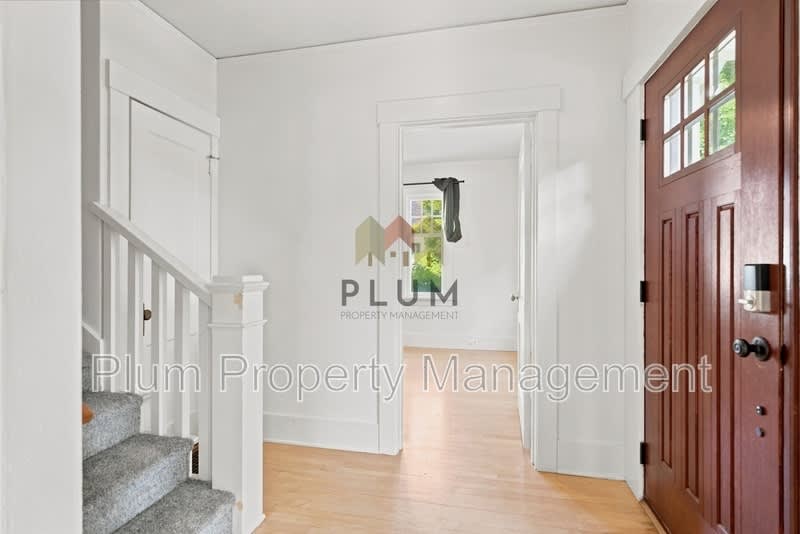 541 East Beckwith Avenue – photo 4