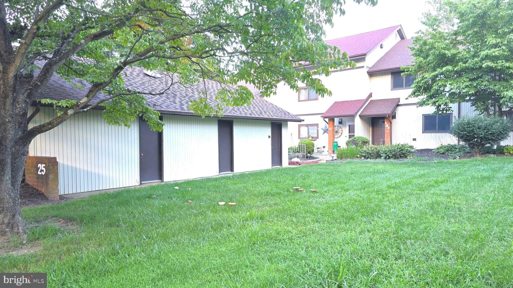 25 Village Drive – photo 1