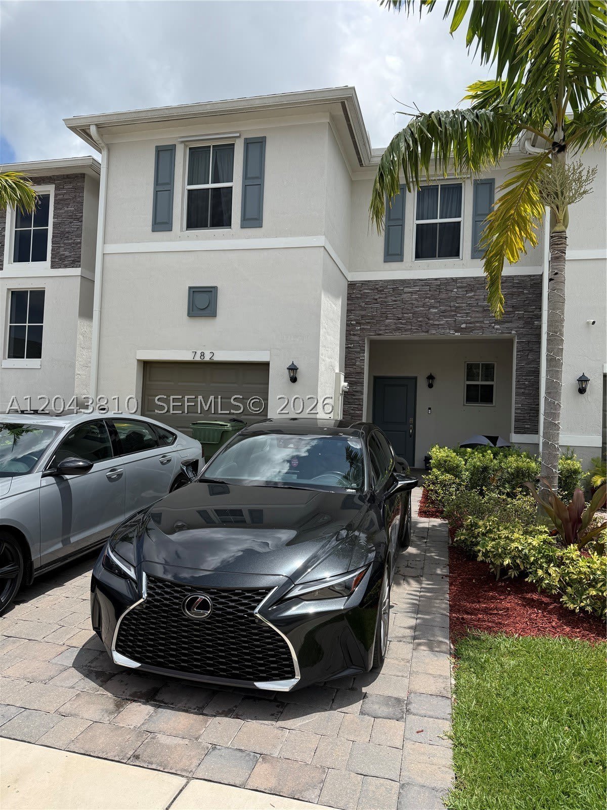 782 Se 18Th St – photo 1