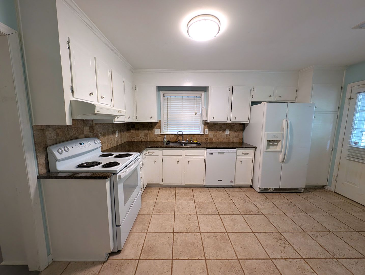 South Charlotte, 3 Bedroom, Minutes from the Arboretum! – photo 4