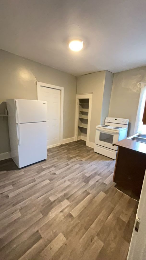 626-628 W Main St – photo 2