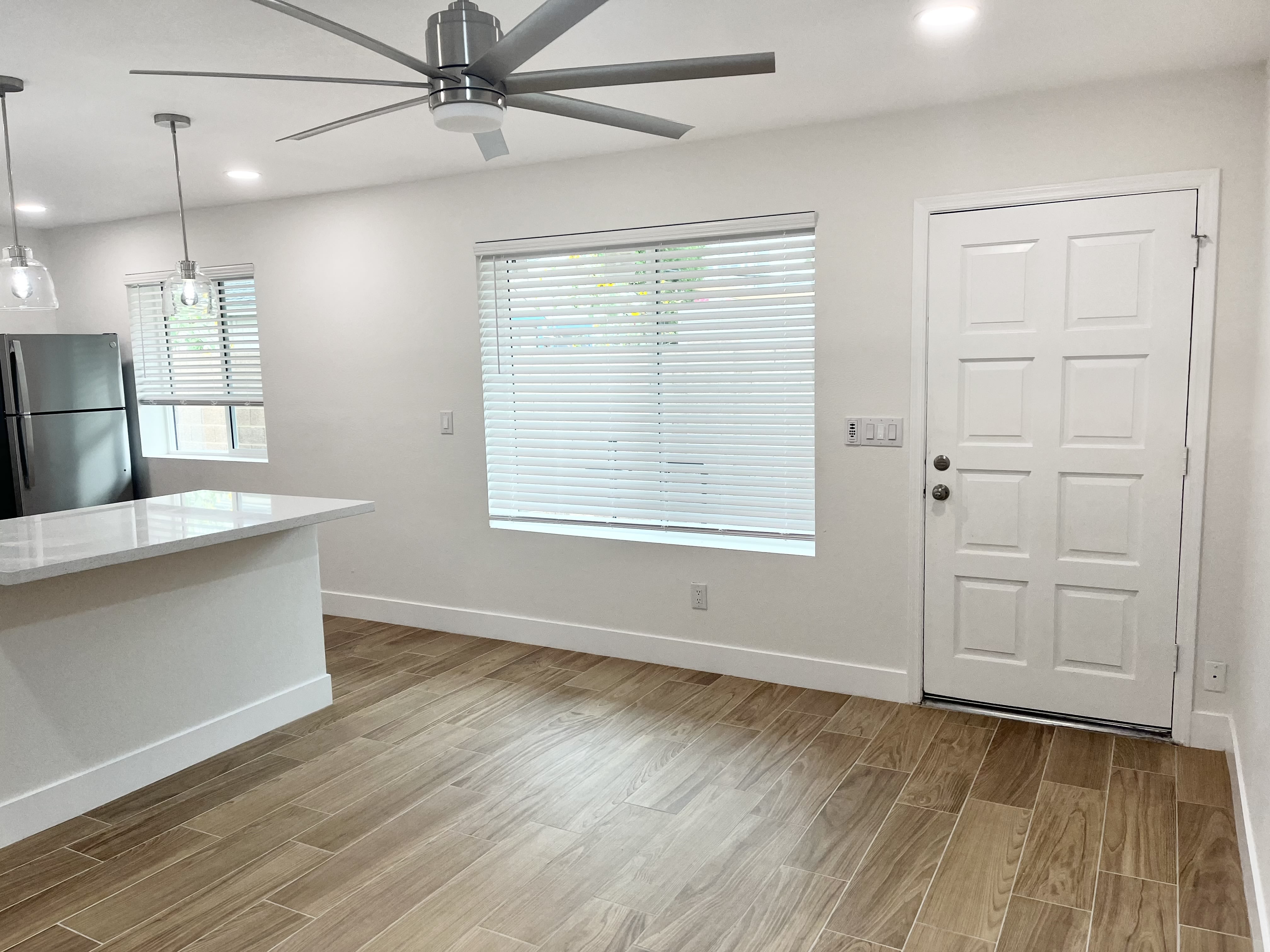 2025 N Richland St – photo 4