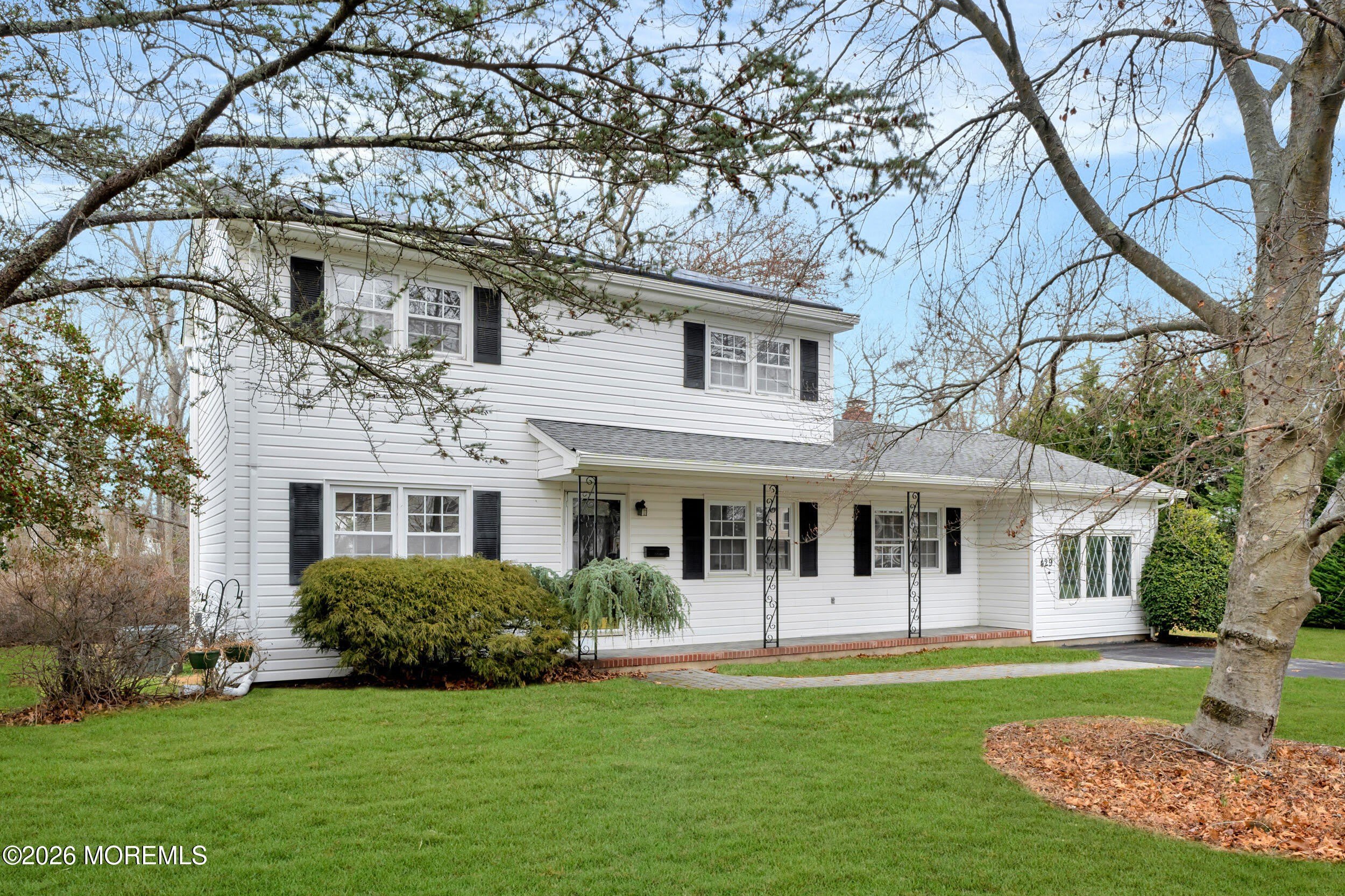 429 Lake Avenue – photo 5