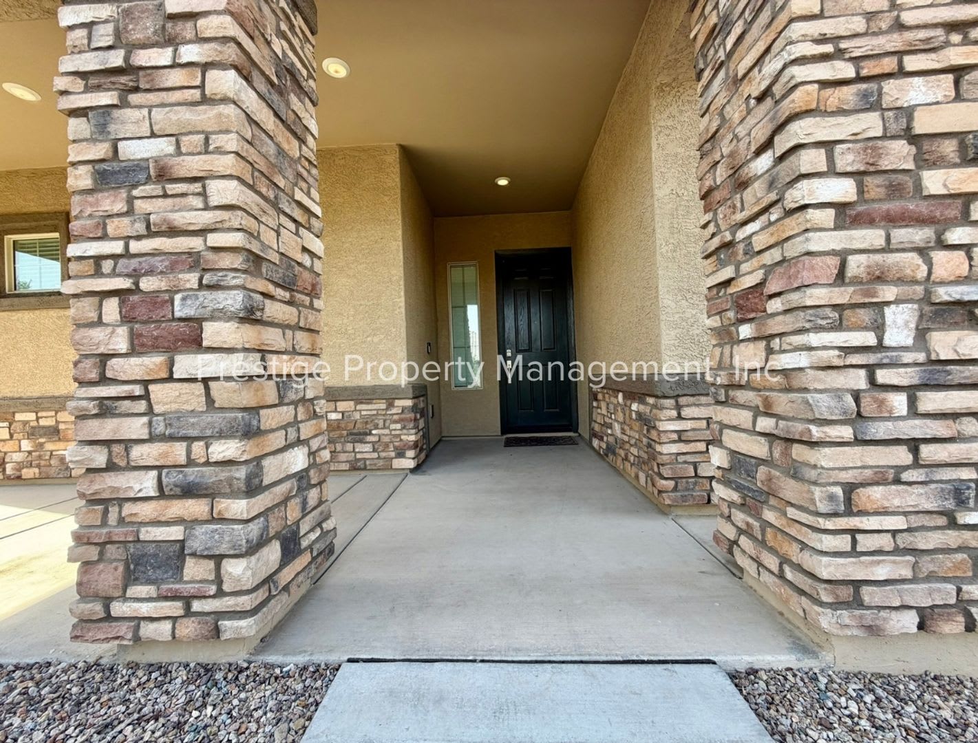 Built In 2023 This Modern Home Is A Dream Of Luxury – photo 2