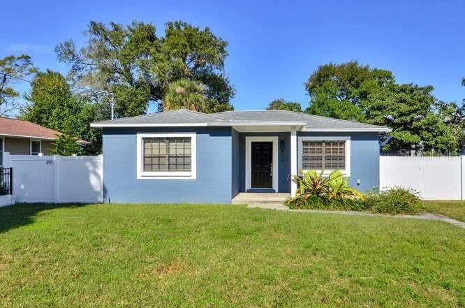 816 E FRIERSON Avenue – photo 1