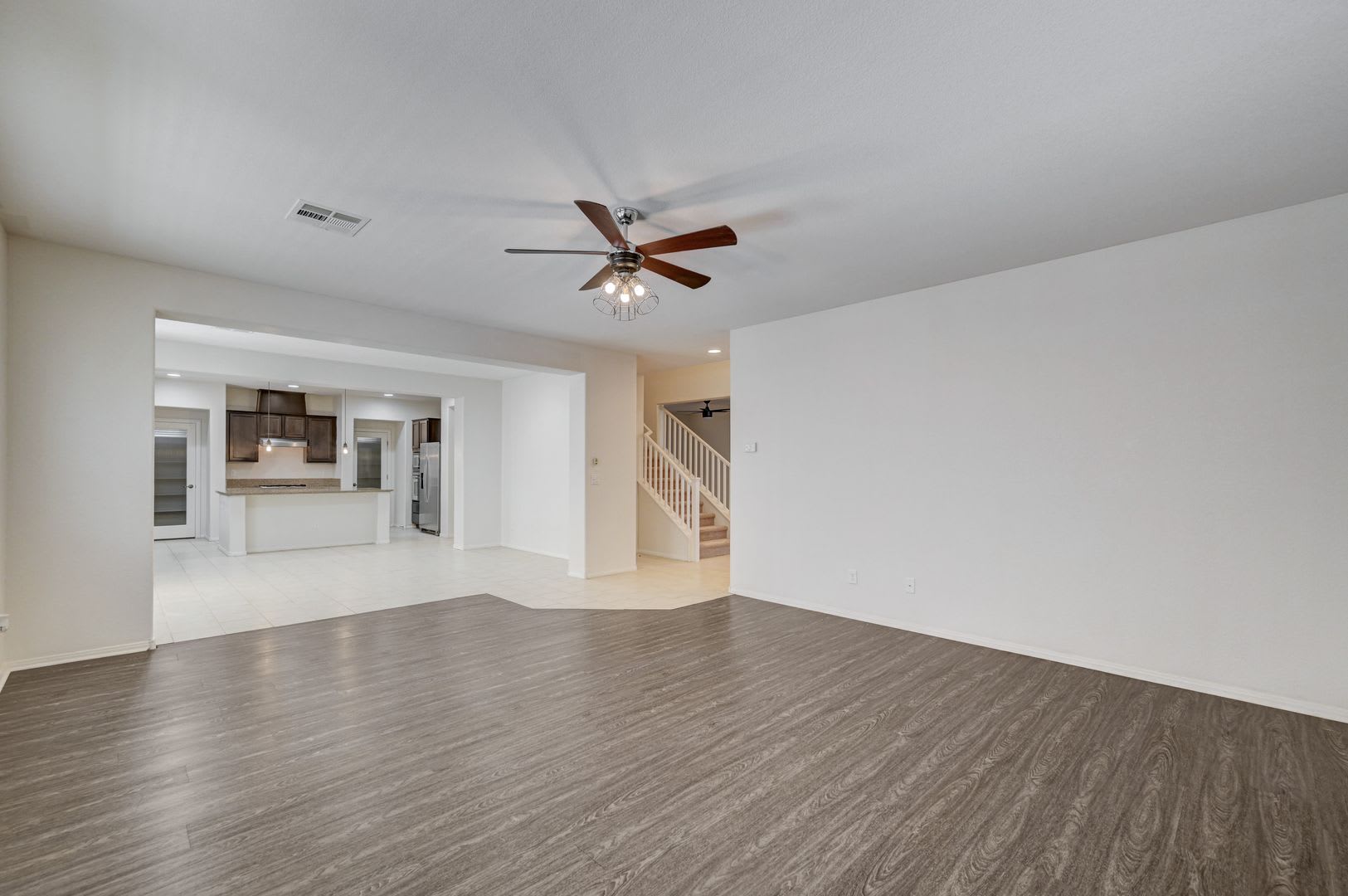 6637 Cliff Shore Court, North Las Vegas, NV 89084 – photo 5