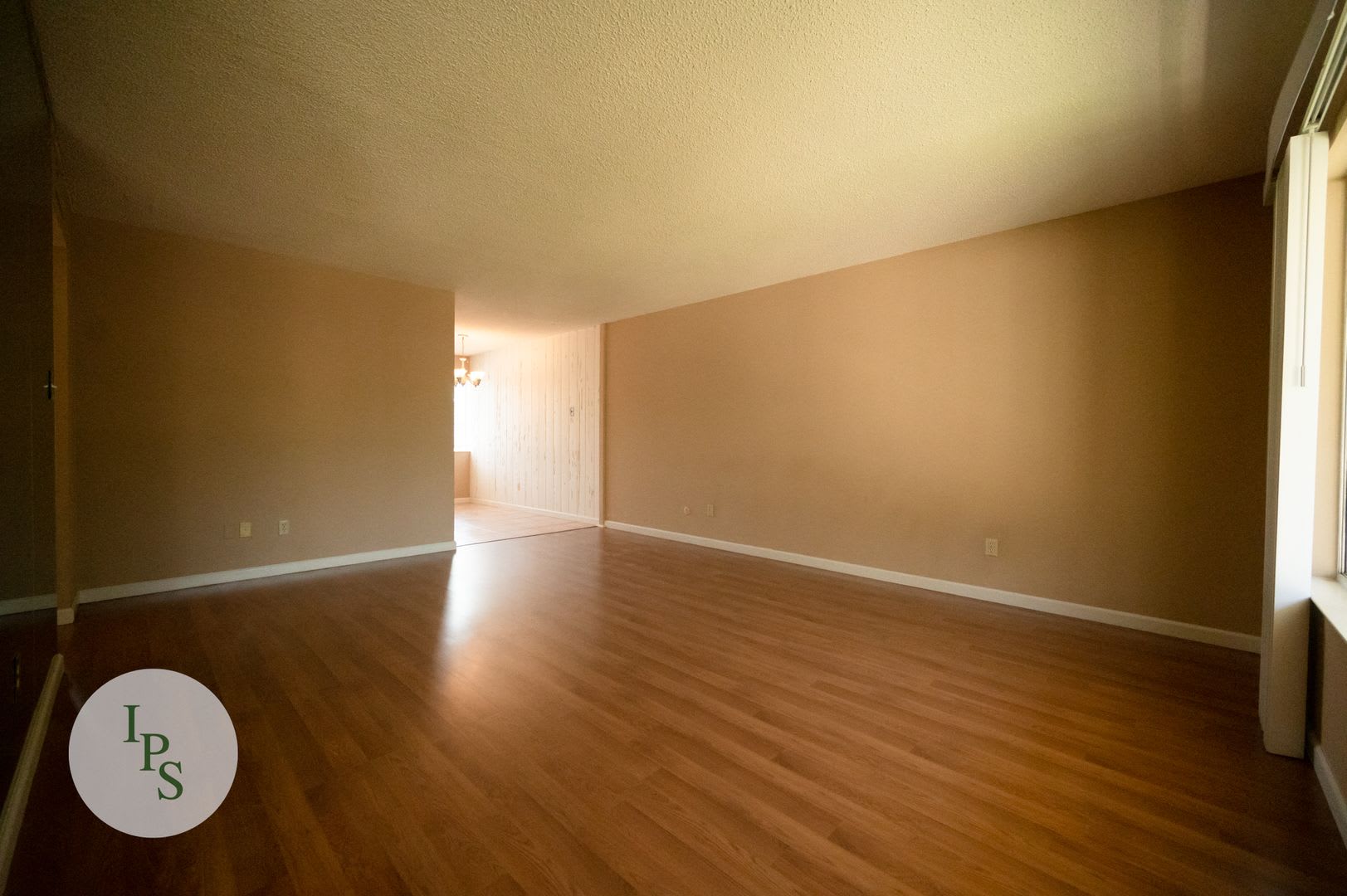Move In By September 1St And Get The Rest Of August Free Fig Garden Townhome 2Br 1Ba Great Location Well Maintained Community – photo 4