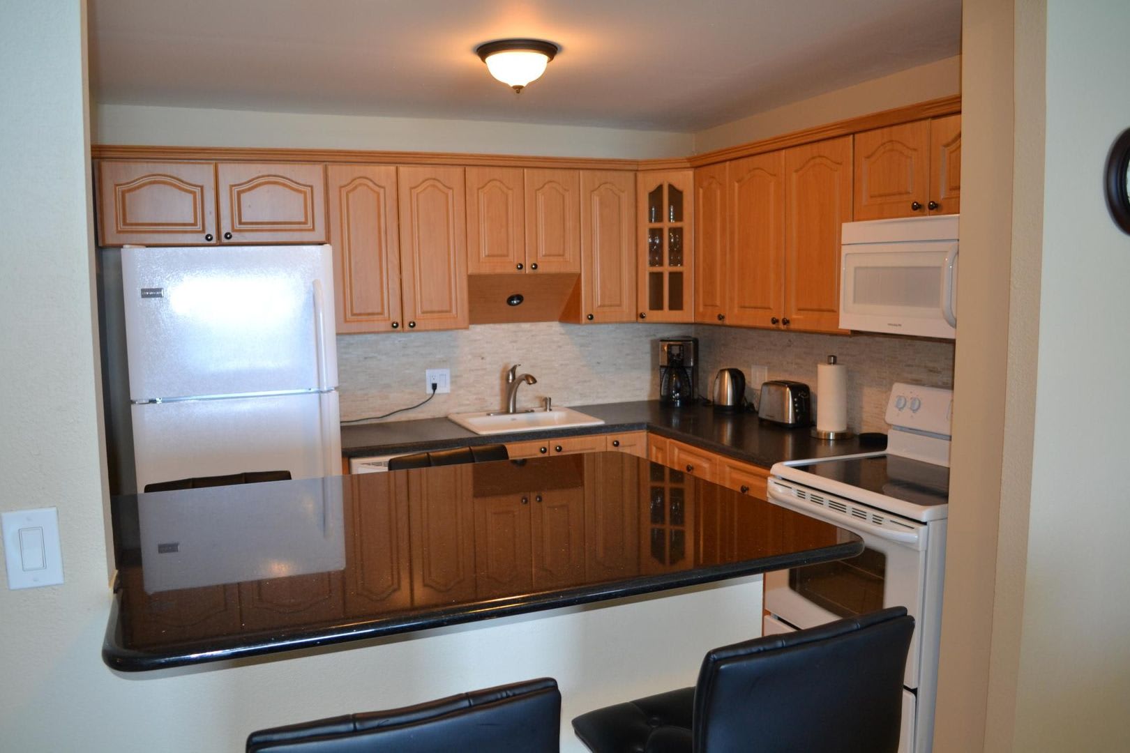 Ocean Front Condo – photo 5