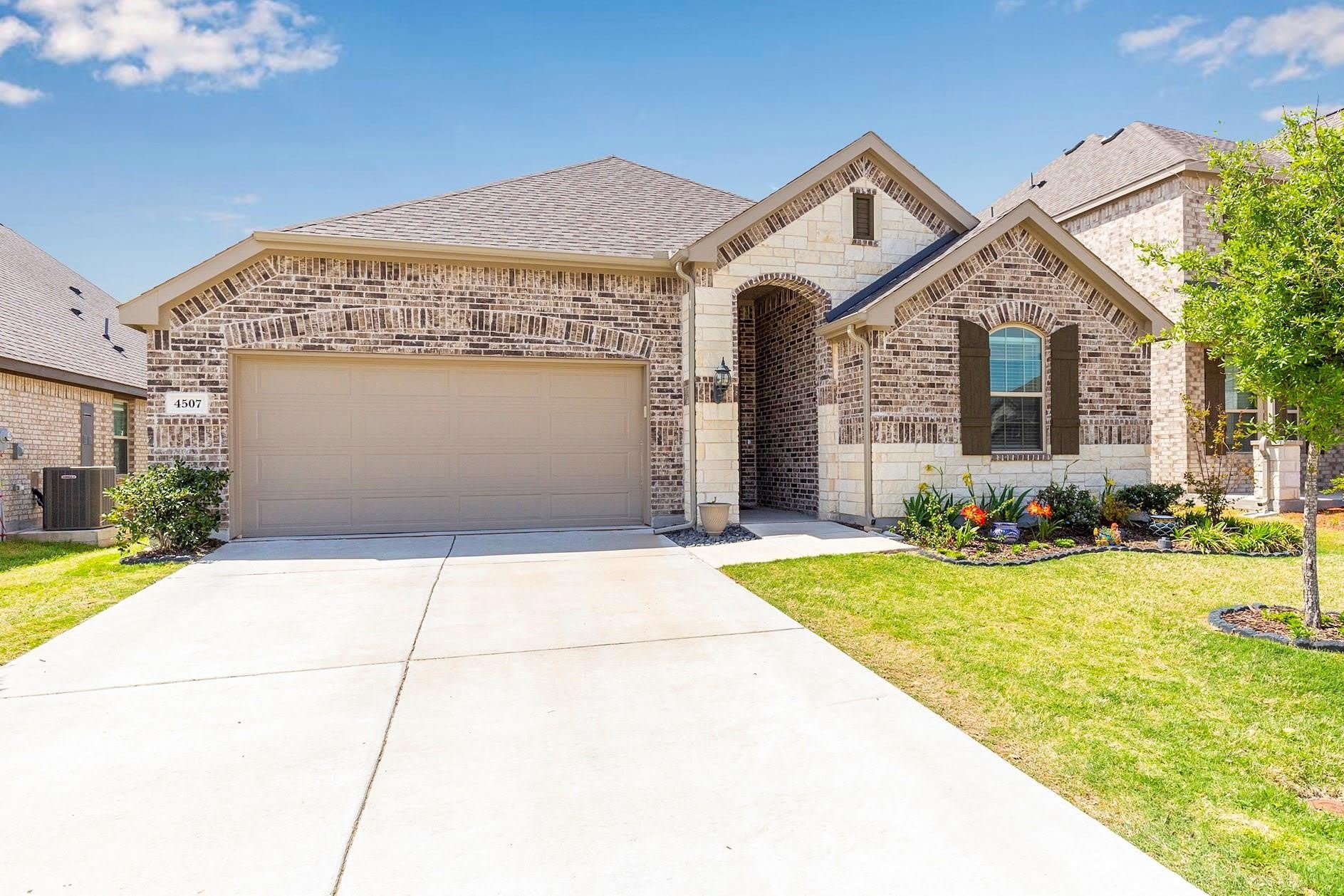 4507 Cypress Drive – photo 2