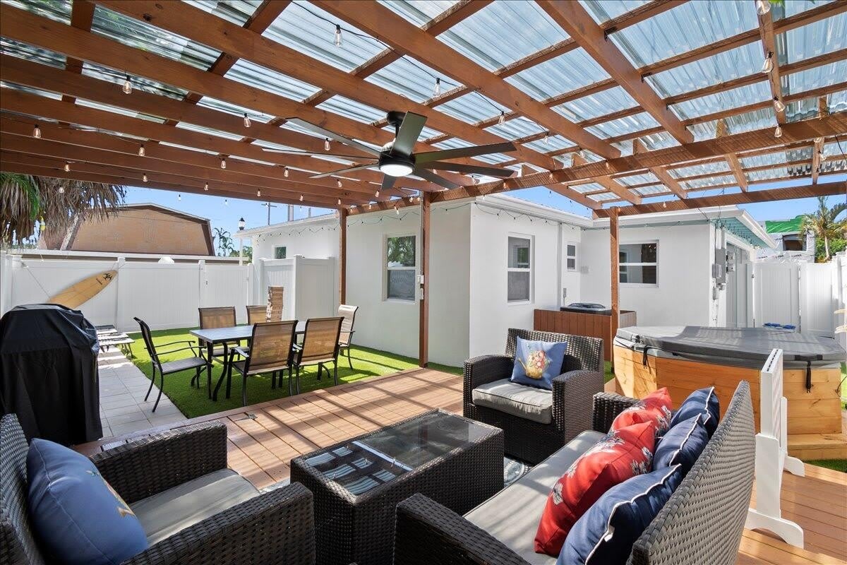 2741 Parker Avenue – photo 1