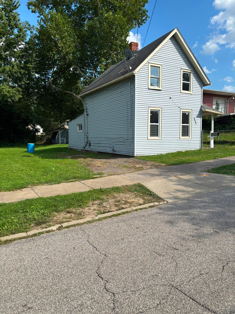 3539 W 58th St – photo 3