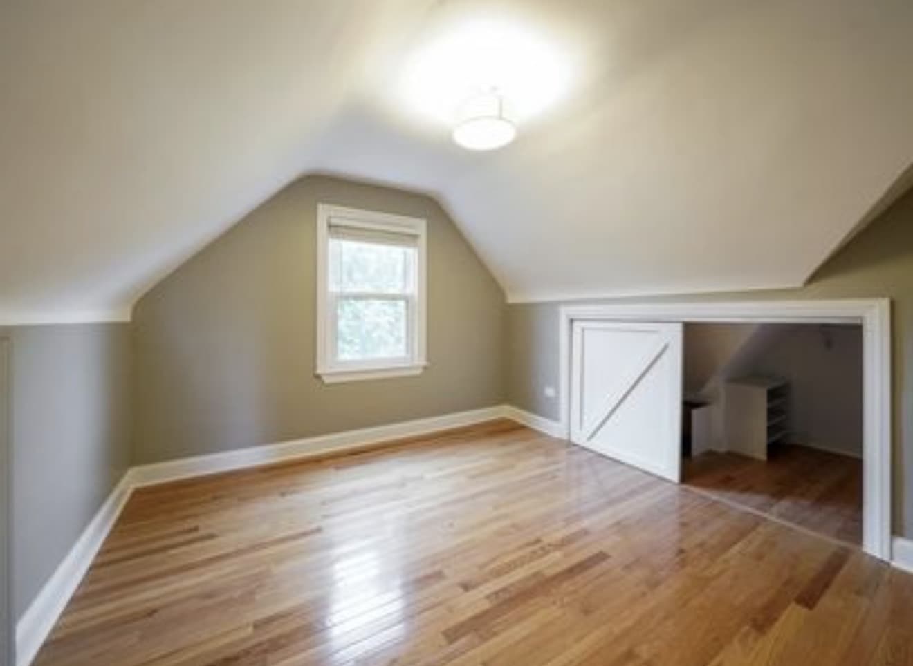 936 South Main Street – photo 3
