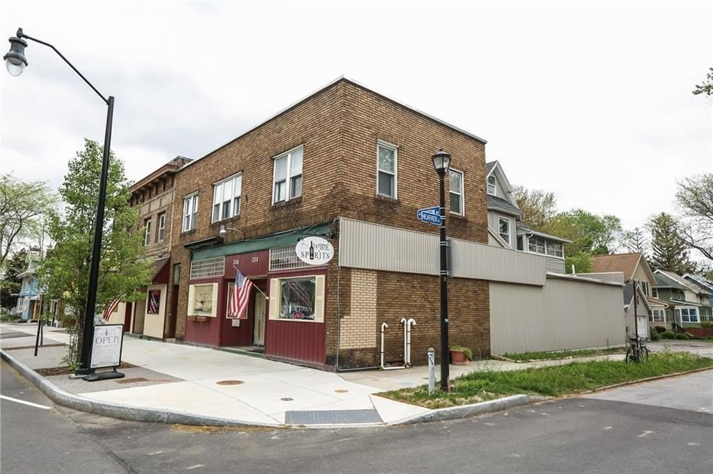 258 N Winton Road – photo 1